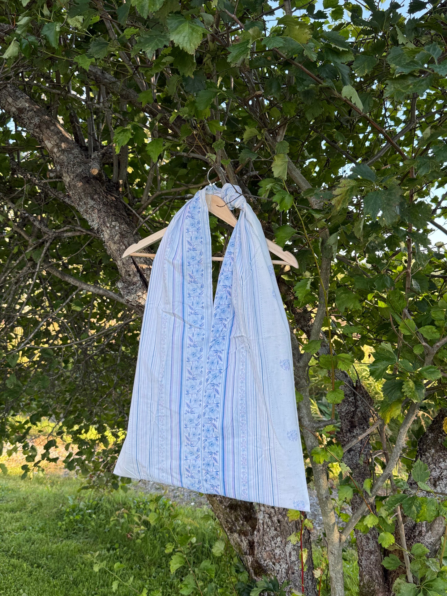 Totebag blå blomsterdrøm