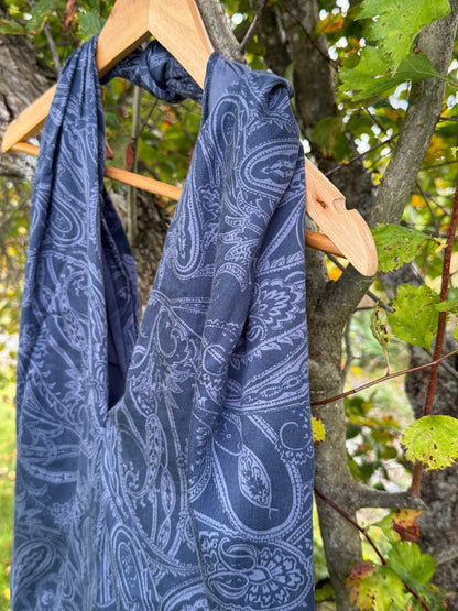 Totebag mørke blå med organisk motiv