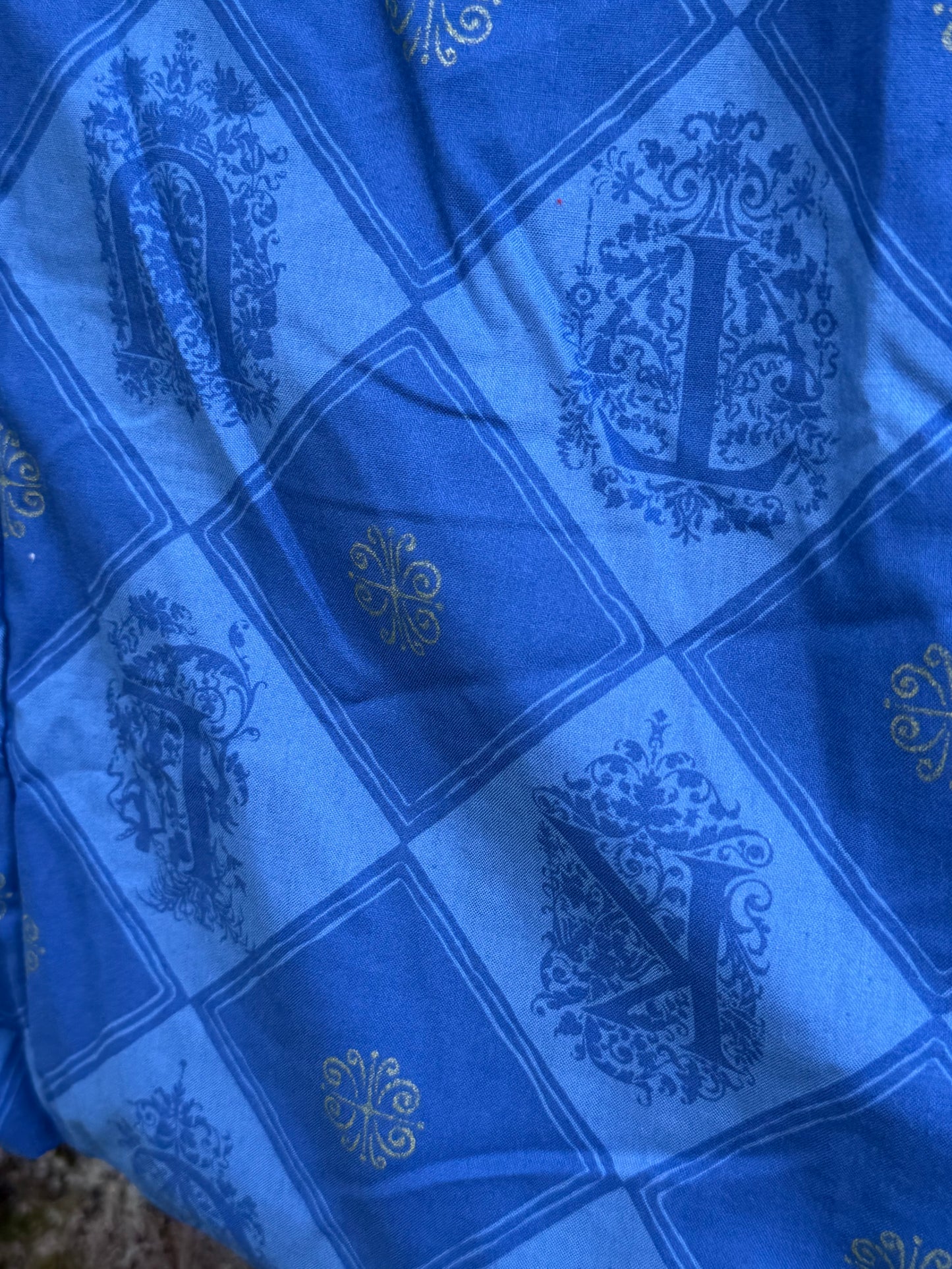 Totebag blå med bokstaver